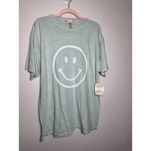 Altar'd State Smiley Face Graphic T-Shirt Sage Green Acid Wash L/XL H3541TK-23